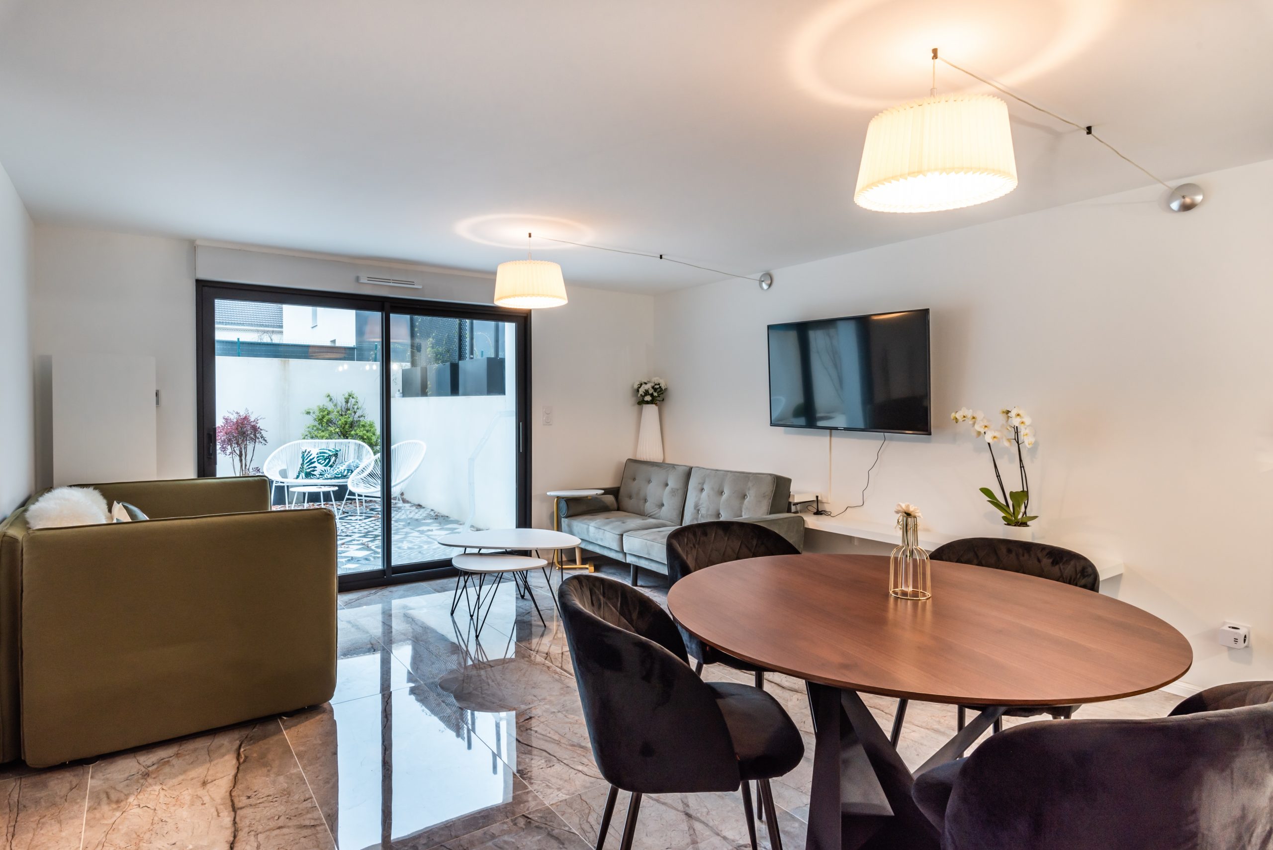 Basse-Goulaine T3 en rdc avec grande terrasse et jardin