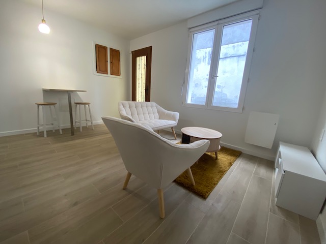 Nantes Saint-Clair charmante maison T2 avec cour